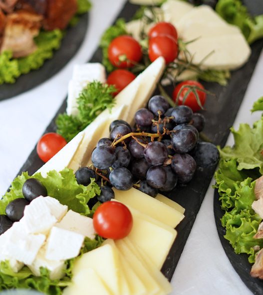 Taste-of-Love-Catering-and-Design-Fruit-and-Cheese